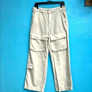 Womens Zara  wide leg Cream Cargo Pants size medium